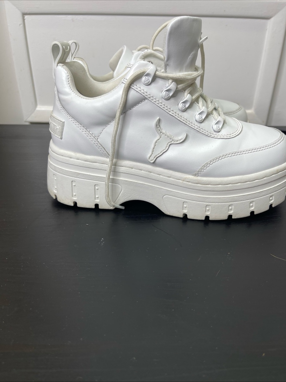 Windsor Smith Swerve Platform Sneakers Women’s 8 White Chunky Lace Up Shoes